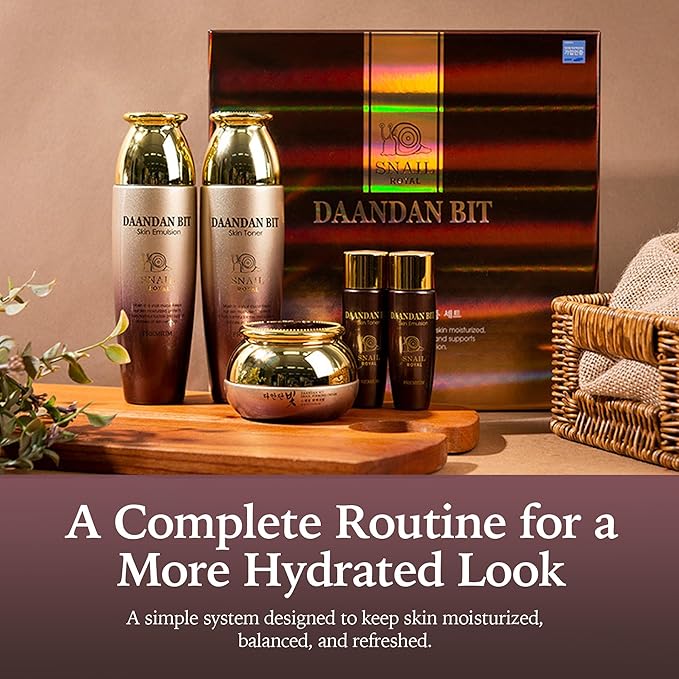 Jigott - Daandan Bit Royal Premium Snail 3 Set, Snail Skin Toner 150ml, Snail Skin Emulsion 150ml, Snail Firming Cream 50ml, Snail Skin Toner Sample 30ml, Snail Skin Emulsion 30ml