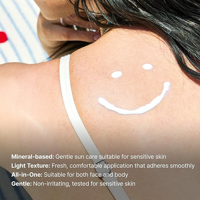 La'dor Tamanu Zinc Oxide Mild Mineral No Whitecast Sunscreen UV Clear Lightweight Daily Moisturizer Lotion with SPF 50+ PA++++ for Sensitive Skin Non Greasy Non Oily Long Lasting Korean Skincare