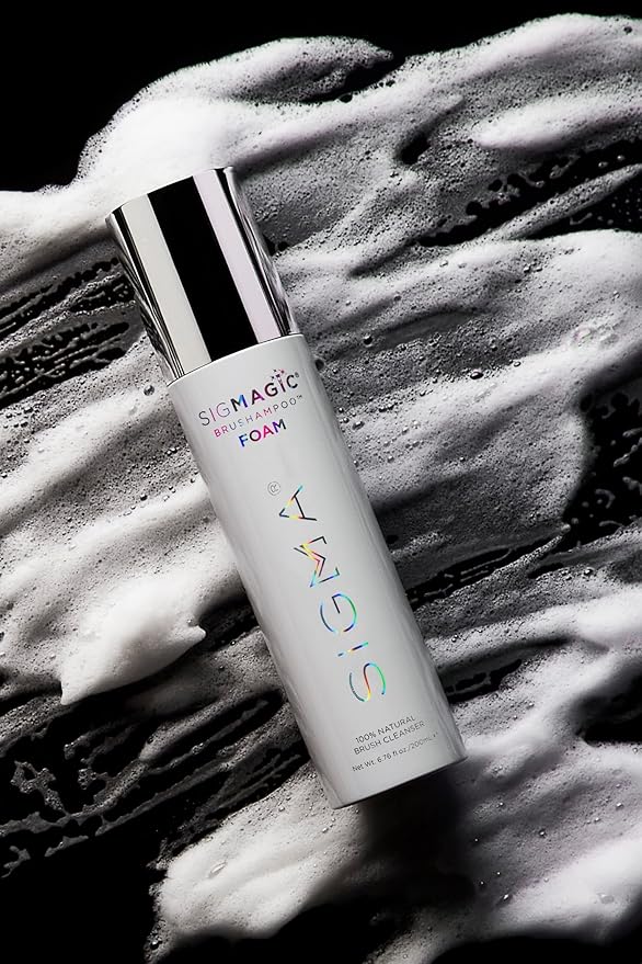 Sigma Beauty Sigmagic Foam Makeup Brush Shampoo – Makeup Brush Cleaner Solution with Professional Grade Formula to Remove Makeup Residue and Build Up on Brushes & Sponges (6.76 FL Oz)