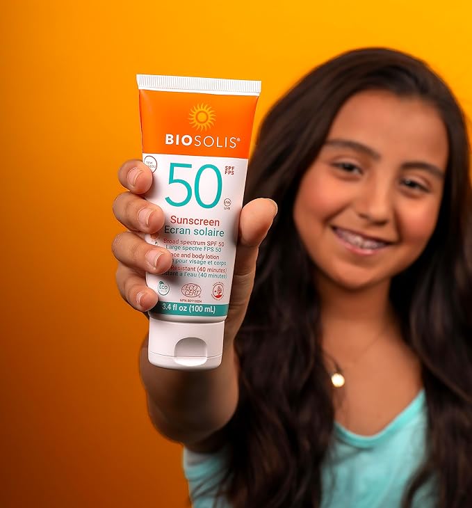 Biosolis Kids Sun Milk SPF 50 - Gentle on the Skin - Effective Protection against Harmful Rays - Mineral-Based Filters Sunscreen Cream - Water Resistant - No Perfume - Non-Sticky - Vegan - 3.4 oz