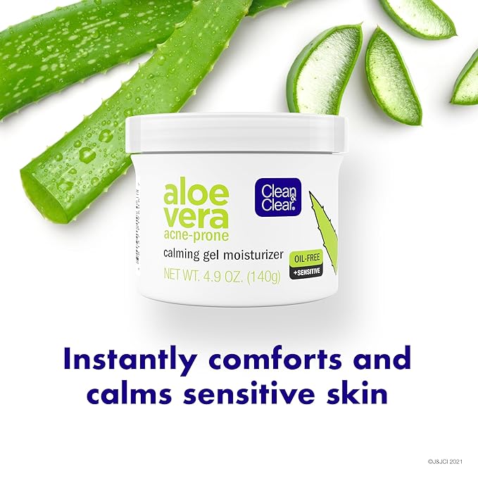 Clean & Clear Aloe Vera Calming Gel Acne Facial Moisturizer for Acne-Prone & Sensitive Skin, Oil-Free Daily Moisturizing Gel, 4.9 Oz