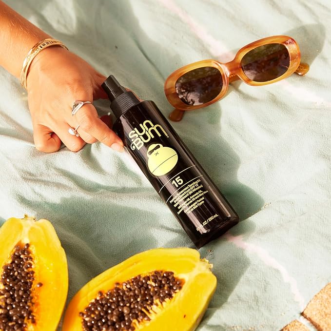 Sun Bum SPF 15 Moisturizing Tanning Oil - Vegan and Hawaii 104 Act Compliant (Octinoxate & Oxybenzone Free) - Broad Spectrum Moisturizing - UVA/UVB Protection - 8.5 oz (Pack of 2)