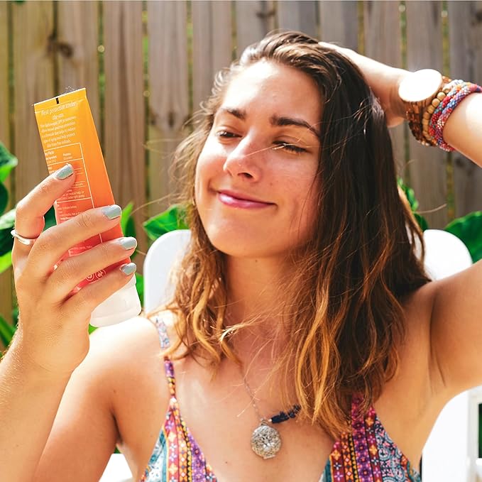 DERMA E Sun Defense Mineral Sunscreen SPF 30 Body – Broad Spectrum Sun Cream – Fragrance Free Zinc Oxide and Titanium Dioxide Aging Reducing Protection, 4 Oz