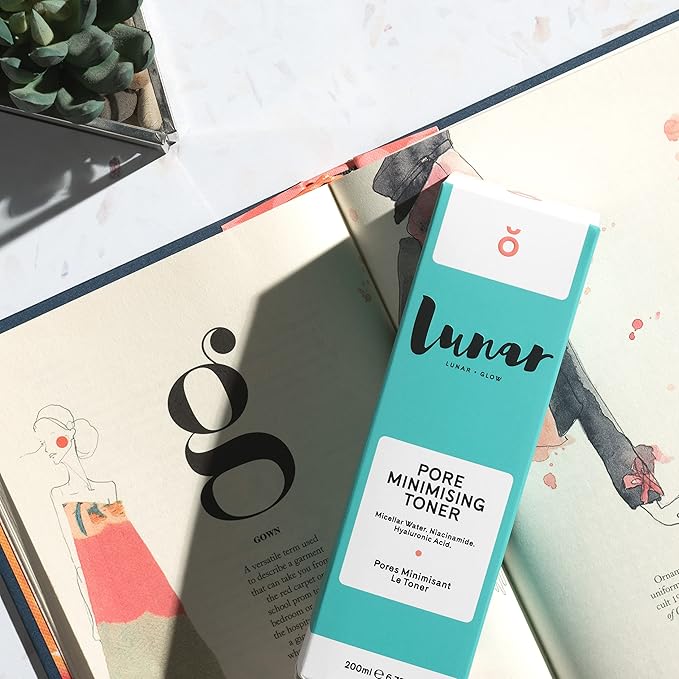 Pore Minimizing Toner by Lunar Glow, containing Niacinamide & Hyaluronic Acid 6.8 Fl Oz / 200ml