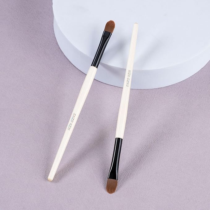 Small Concealer Brush Under Eye, Concealer Brush, Small Flat Makeup Brushes, Under Eye Brush Concealer, Flat Brush Under Eye. (801)
