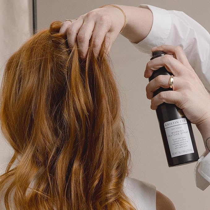 Kristin Ess Dry Texture Hair Spray for Women | Professional Salon | Light Hold Texturizing Styler + Volumizing Hairspray for Curls, Waves + Fine Hair | Soft Matte Finishing | Fresh Pear Fragrance, 7oz