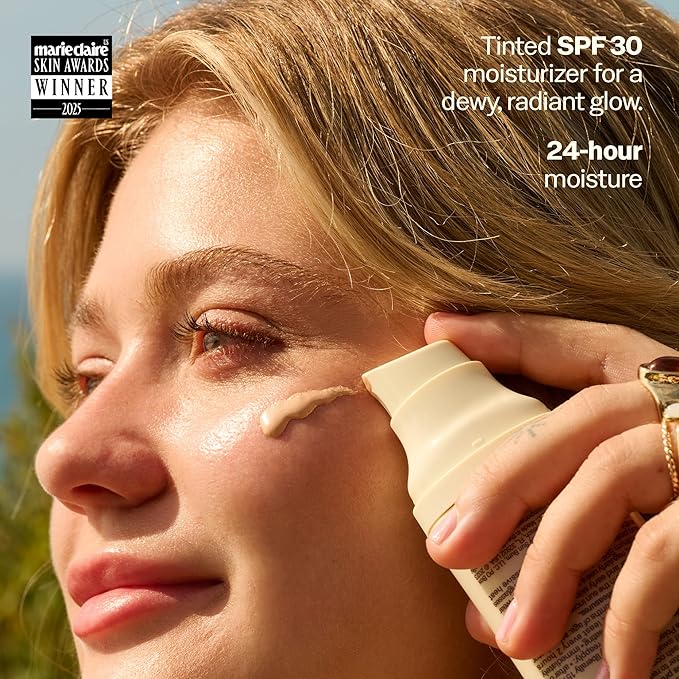 Sun Bum Daily SPF 30 Glow Sunscreen Face Lotion - Moisturizing Facial Sunscreen - Tinted - Dewy Finish - Hawaii 104 Act Compliant (Made without Octinoxate & Oxybenzone) - 1.7 oz (Pack of 2)