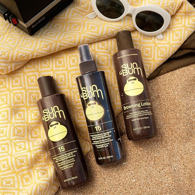 Sun Bum SPF 15 Browning Body Lotion - Water-Resistant Broad Spectrum Moisturizing Tanning Lotion with Vitamin E - Hawaii 104 Act Compliant (Made Without Octinoxate & Oxybenzone) - 8.5 Fl Oz